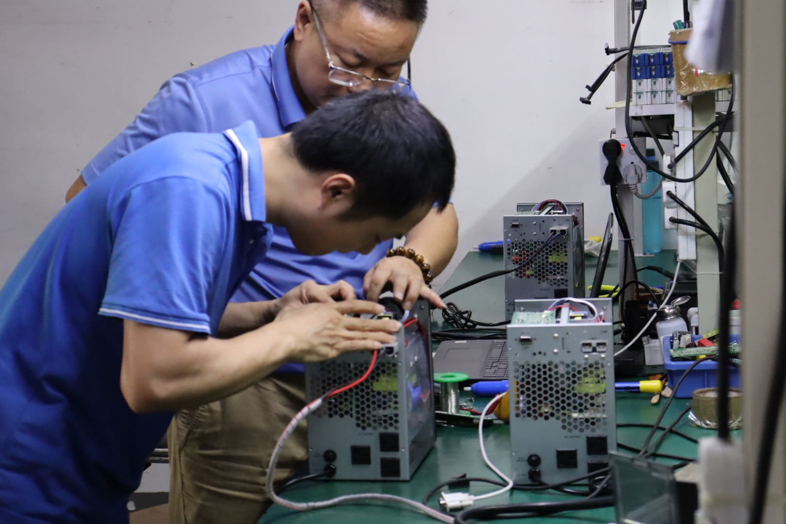 SOYAN online UPS input and output SOYAN online UPS input and output